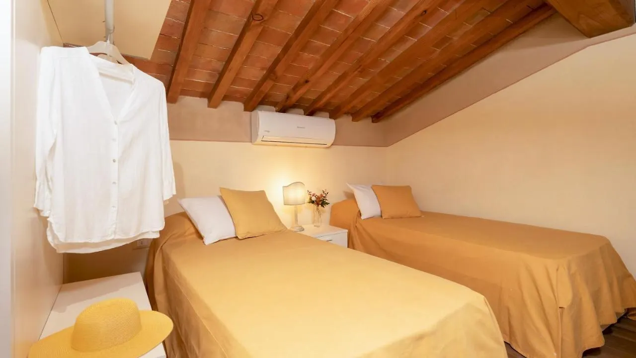 Guado Al Sole 26&4, Emma Villas Pomarance